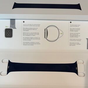 Apple solo loop watch band navy blue , almost new